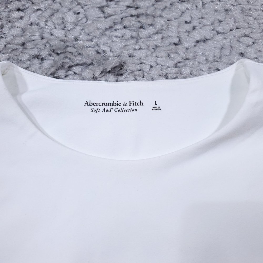 Abercrombie Soft A&F Collection Crew Neck Long Sleeve White Bodysuit Size Large - Picture 4 of 8